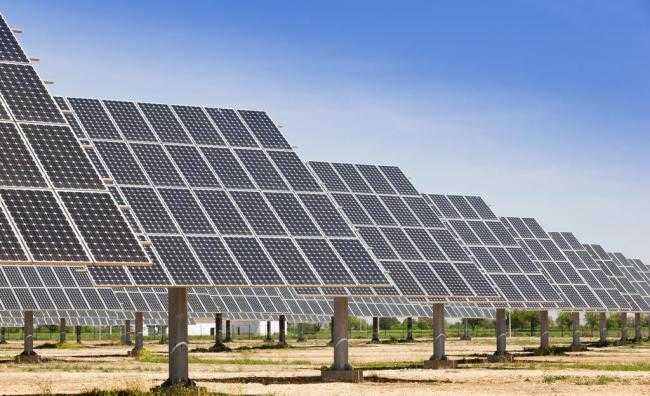 Austrália sa pokúsi využiť solárnu a veternú energiu na výrobu skladovania vodíka