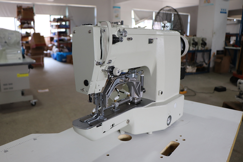 How to choose a sewing machine?