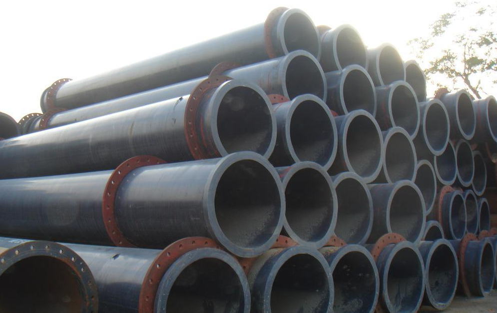 What is dredge pipe?