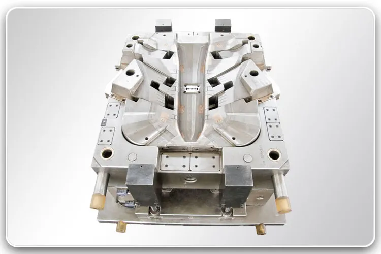 Plastic Injection Mold for Automotive Parts 3-1