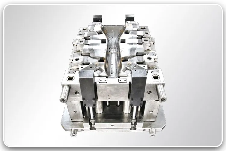 Plastic Injection Mold for Automotive Parts 5-2