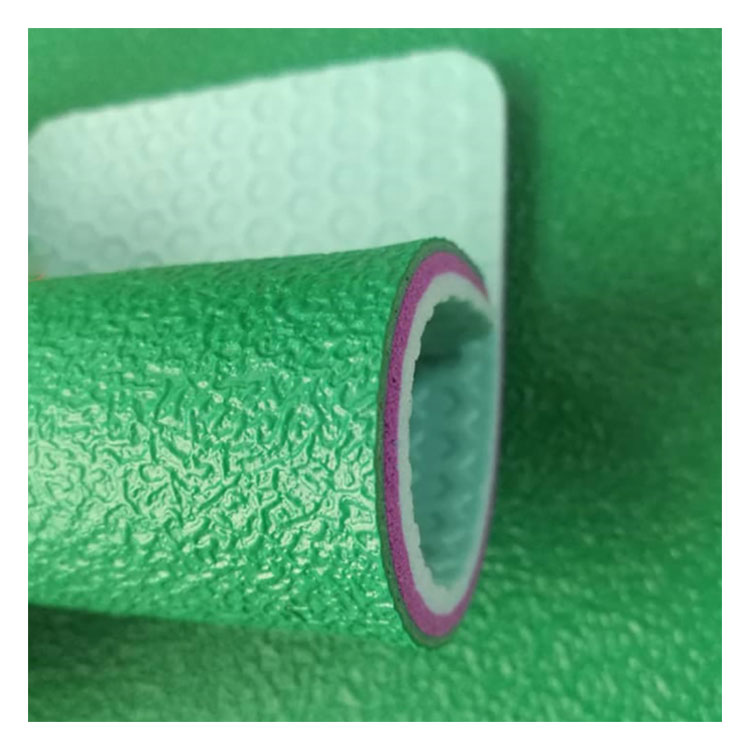 Čínský dodavatel PVC podlahy na badmintonové kurty