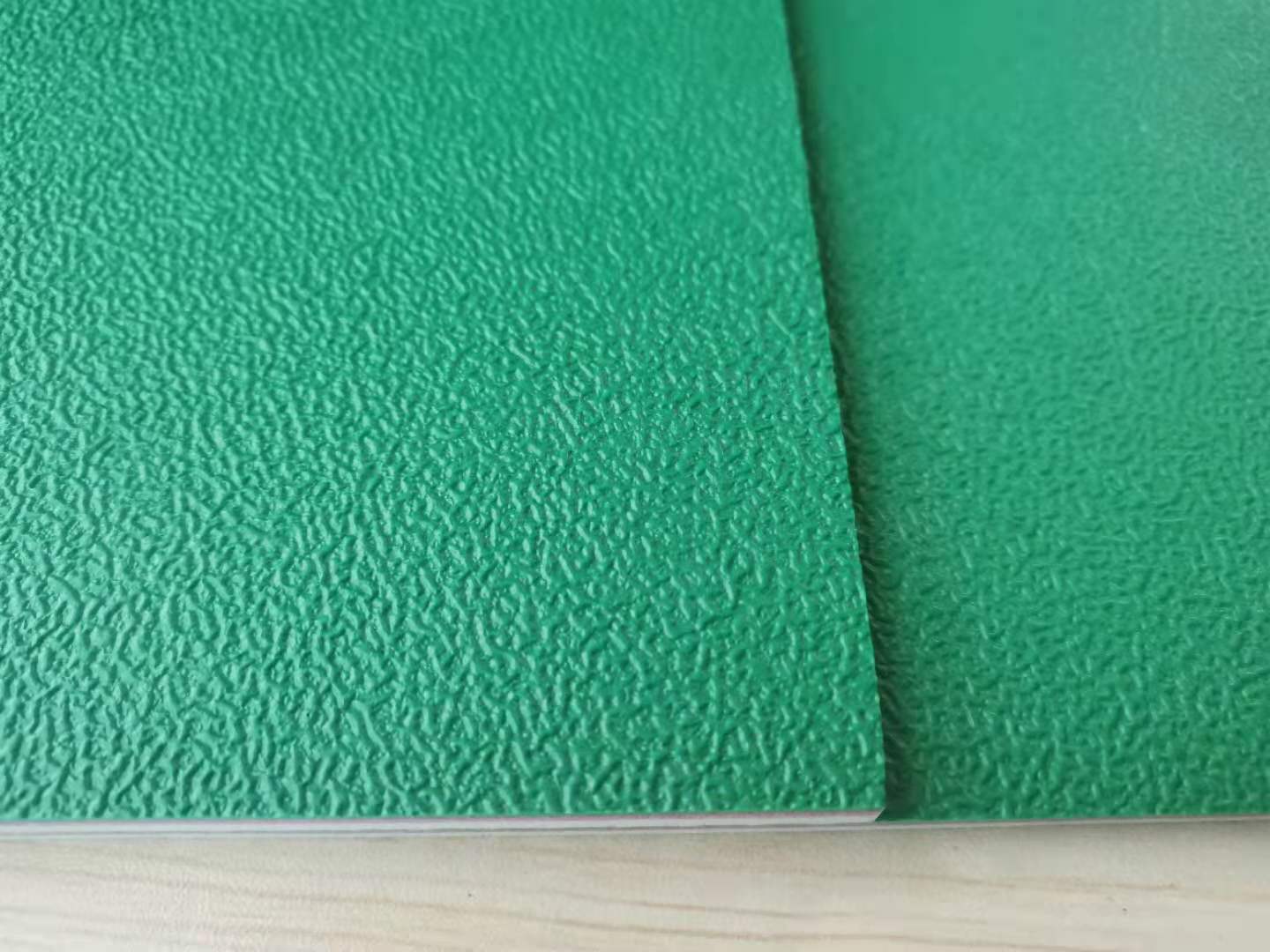 X-5550 Grønn Sand overflate BWF godkjent Profesjonell Badmintonbane
