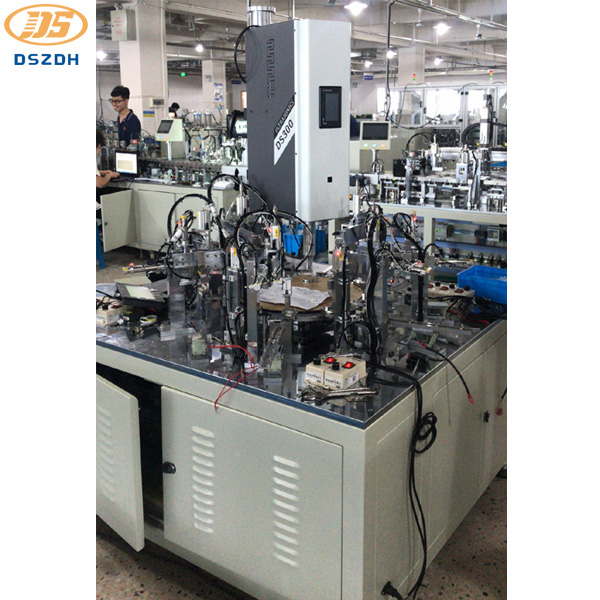 What are the advantages of the Automatic Ultrasonic Riveting Machine?