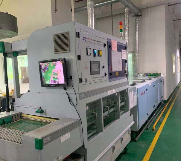 Kinijos gamykla Daugiasluoksnė pcb 8Llayer HDI plokščių gamintoja 3 pakopų žaliuzės ir laidojimo lentos