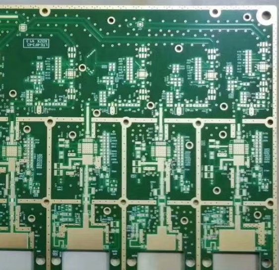 dupont anyag PCB 8 rétegű merev-flex tábla gyors pcb-vel