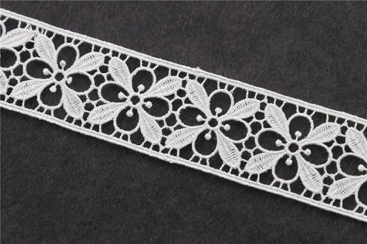New Arrival Cotton Embroidery Border Lace