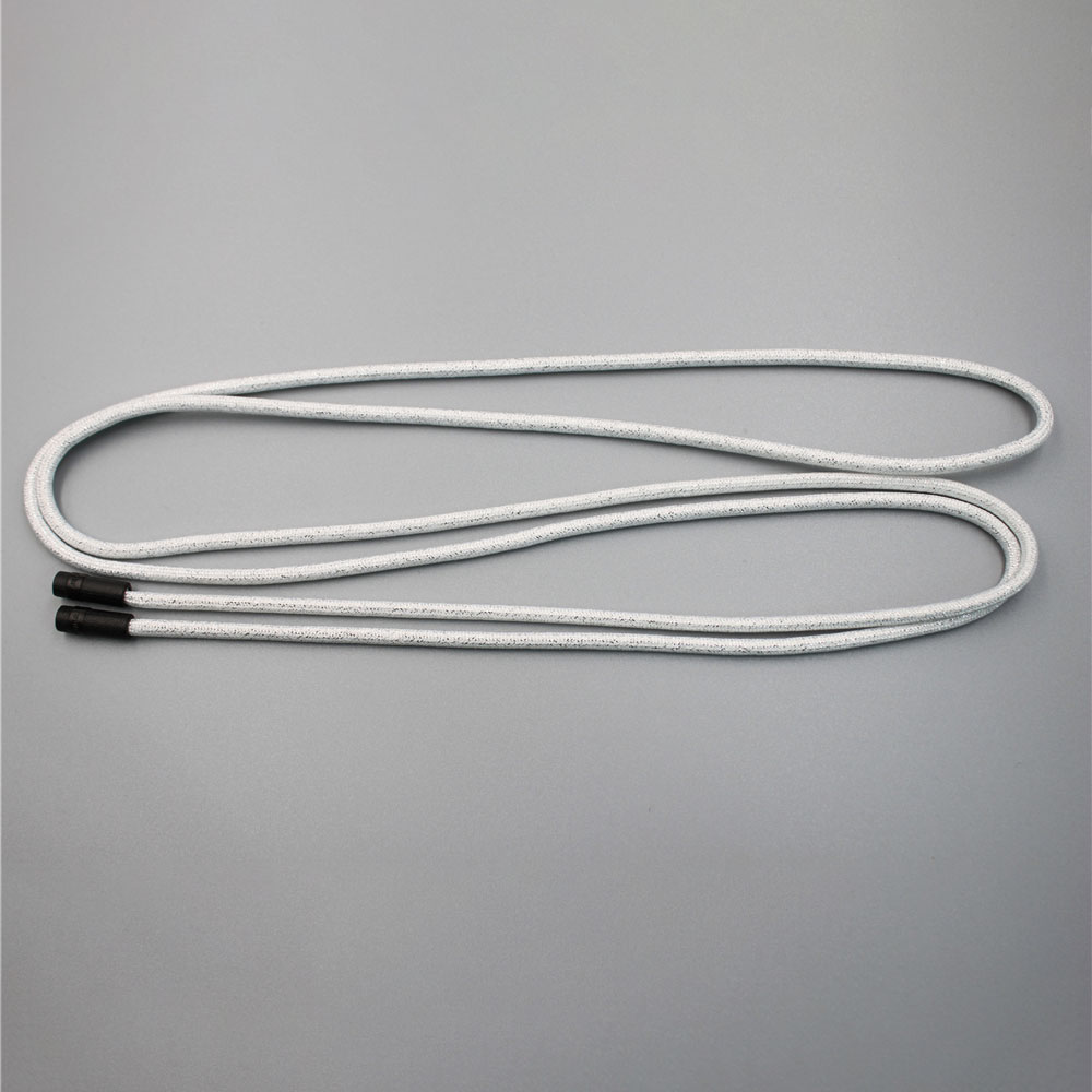 Biały i brokatowy sznurek do ściągania z czarną metalową końcówką