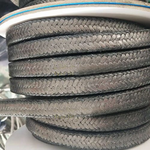 Flexible Graphite Packing Reinforced with Carbon Corners