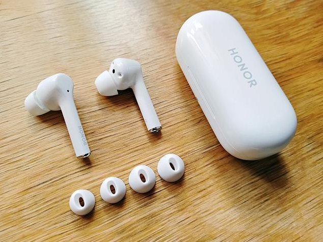 Honor will release new TWS earphone in June