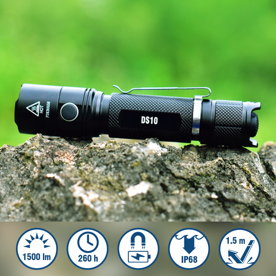 Magnetic Charging Outdoor Flashlight