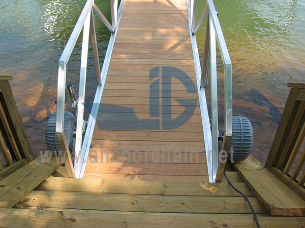 Aluminium Dock Gangway karo Langkah Kayu