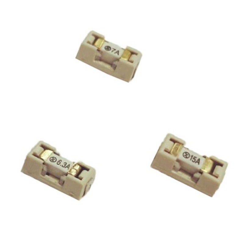 Features of 154 Series Cross 2410 Surface Mount Fuse Holder