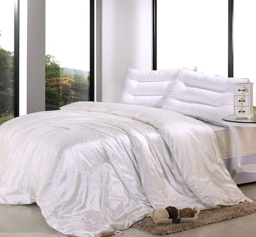 Four-piece bedding standard size