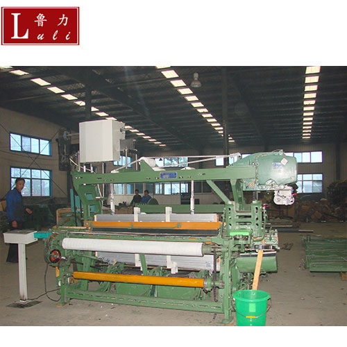 GA615ZP Velveteen Automatic Shuttle Changing Loom Application and Features
