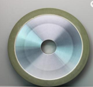 What are the characteristics of diamond grinding wheels?