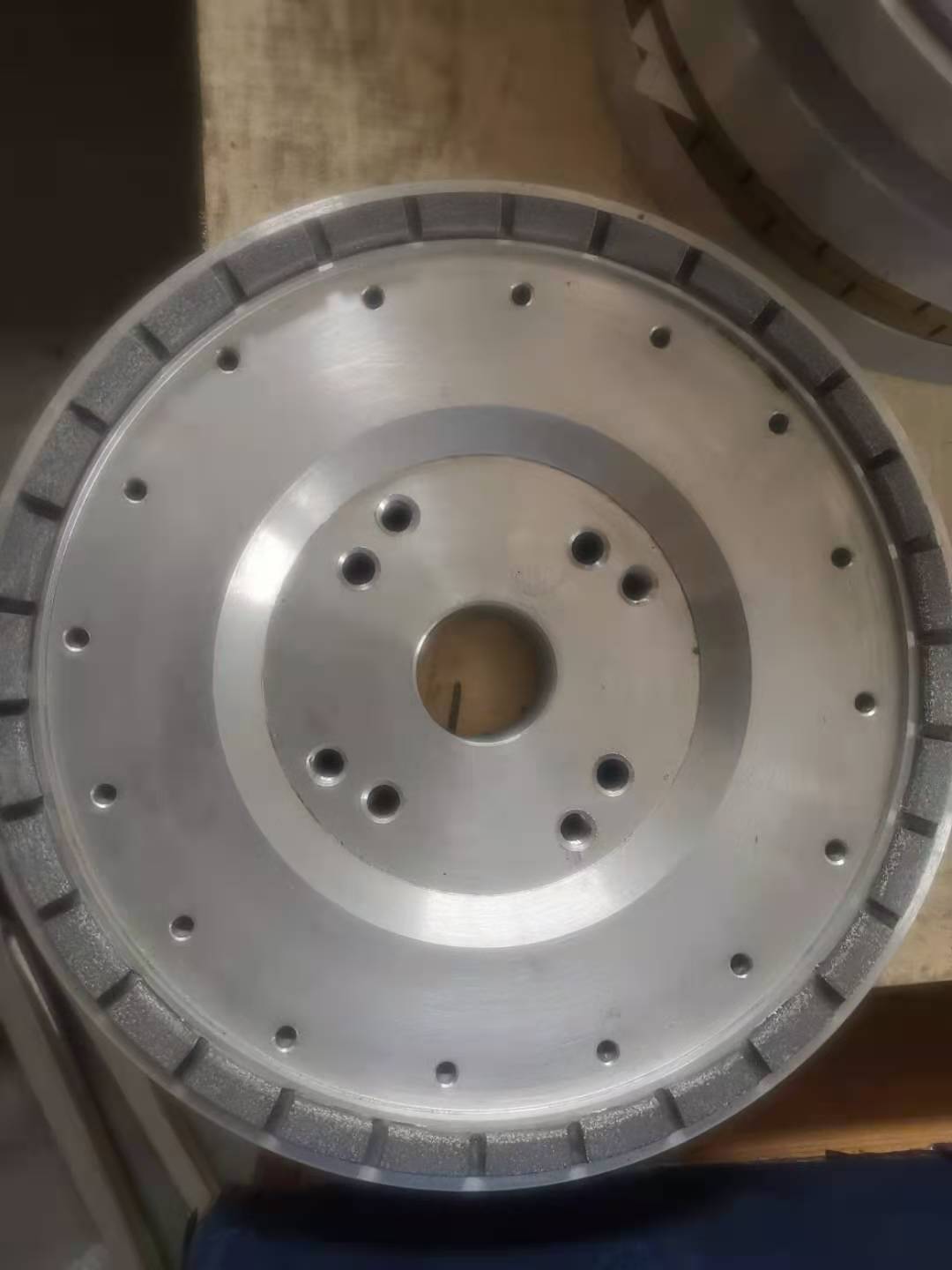 Isang mahusay na tool para sa paggiling ng matitigas na materyalesï¼ceramic diamond grinding wheel
