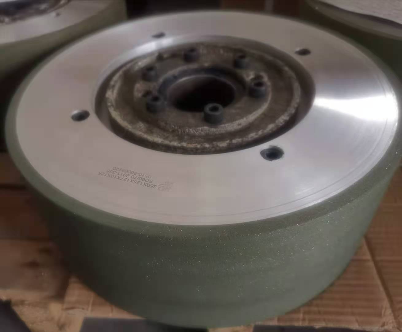 various centerless grinding wheels