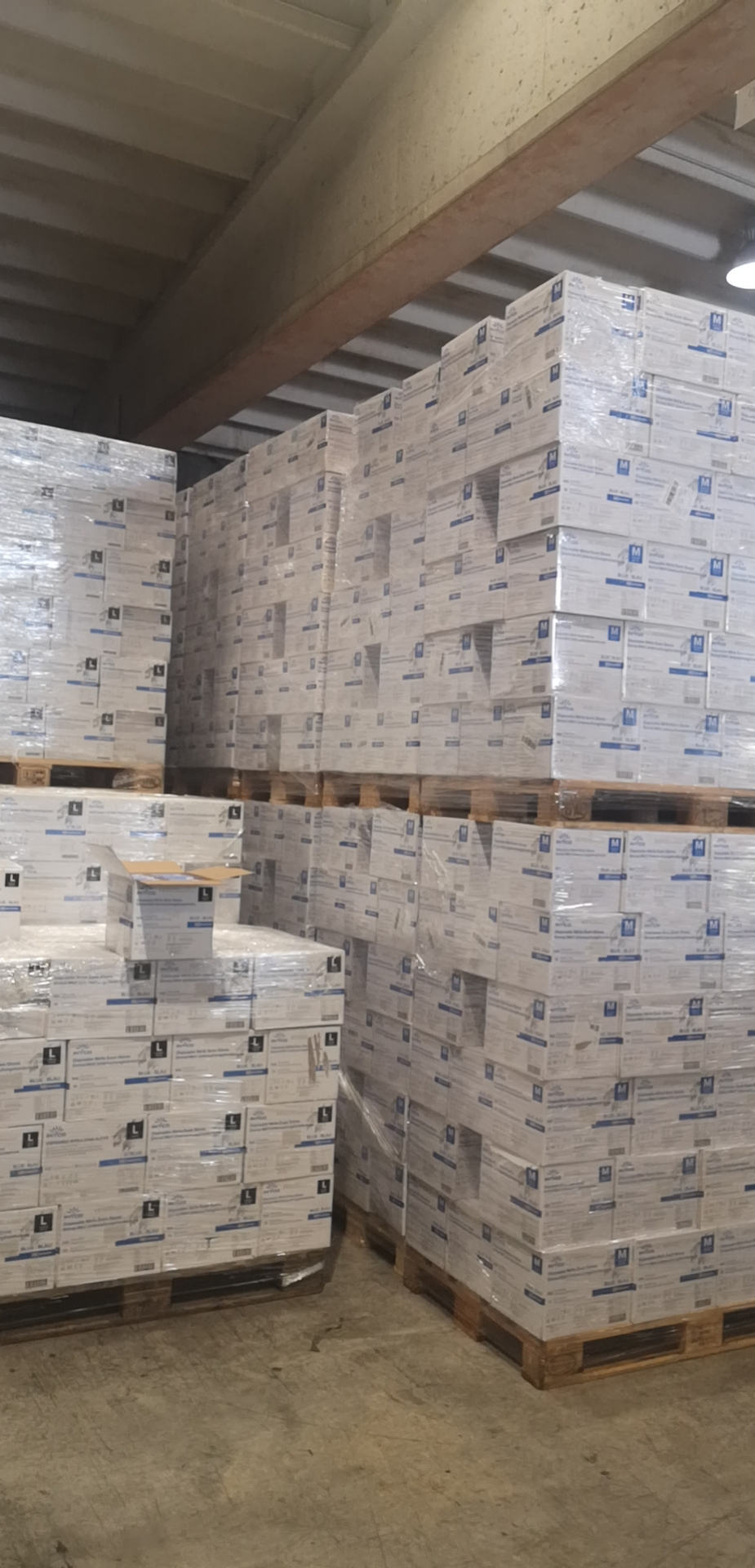 We set up a  warehouse in Milan, Italy to store nitrile gloves