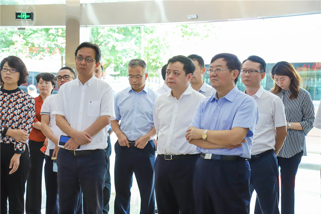 Varaministeri Xu Lejiang vieraili Purcell-ryhmässä tutkimusta varten