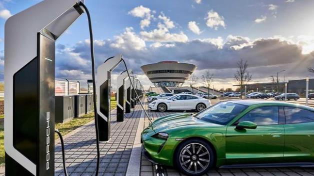 Porsche has decided to develop its own high-performance battery in order to achieve its goal of being carbon neutral by 2030