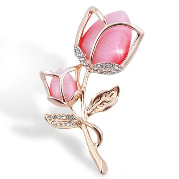 Colored Crystal Flower Brooch With Diamonds