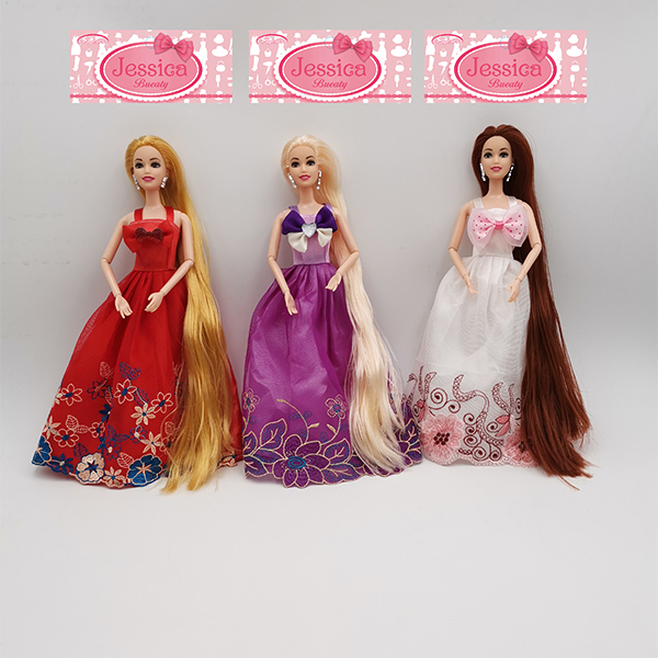 Hračky Barbie princezny vyrobené v Číně - 3 