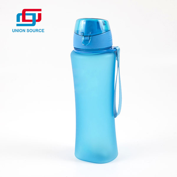 Smukt design letvægts vandflaske til udendørs brug - 0