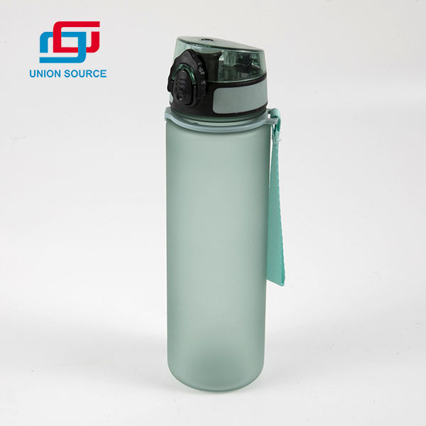 شعار مخصص وزجاجة ماء رياضية بلاستيكية ملونة من المصنع - 0