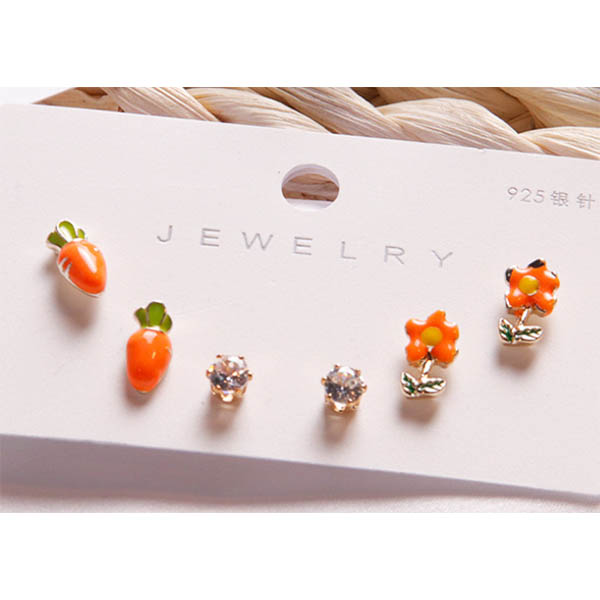 Cute Carrot And Sunflower Earrings