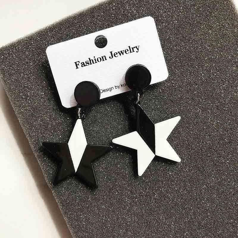 Designed Black And White Star-shaped Earrings