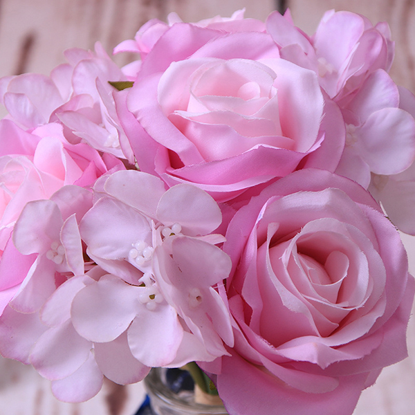 Gyárilag testre szabott 7 fejű rózsavirág műanyag virág magas szimuláció otthoni és kerti dekorációhoz - 1 