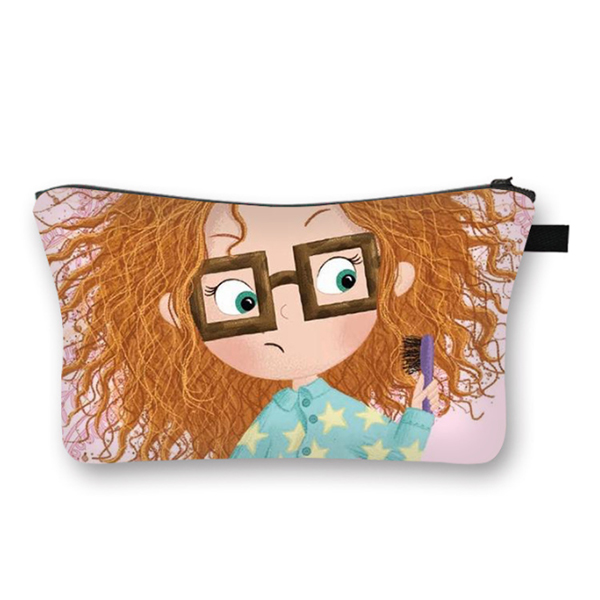Madinga mergina garbanotais plaukais su akiniais Kosmetikos krepšys