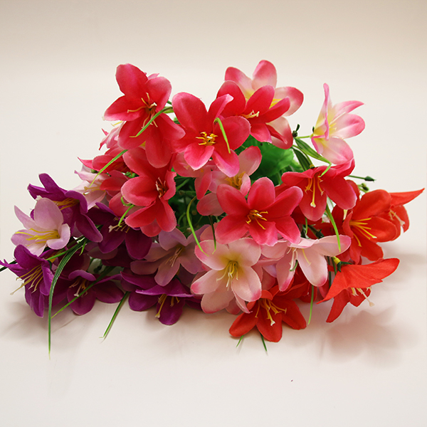 Jó ár tavaszi liliom csokor magas szimulációs virágok otthoni és esküvői használatra - 3 