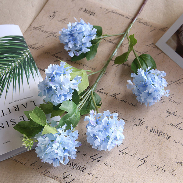 Kiváló minőségű 5 fejű mesterséges kis hortenzia virágok dekorációhoz - 1