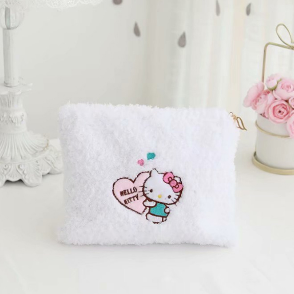 Plush White Hello Kitty With Big Heart Cosmetic Bag