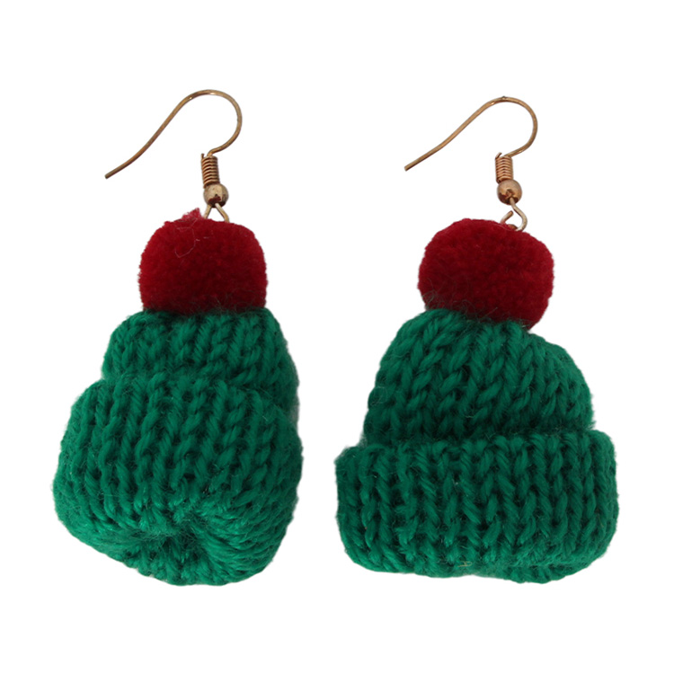 Червени и зелени плетени обеци за шапки