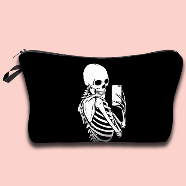 กระเป๋าเครื่องสำอางพิมพ์ลาย Skull Phone Selfie