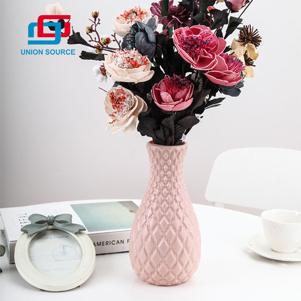 Top Sale Plastic Vases Of Artificial Flowers For Home Decoration