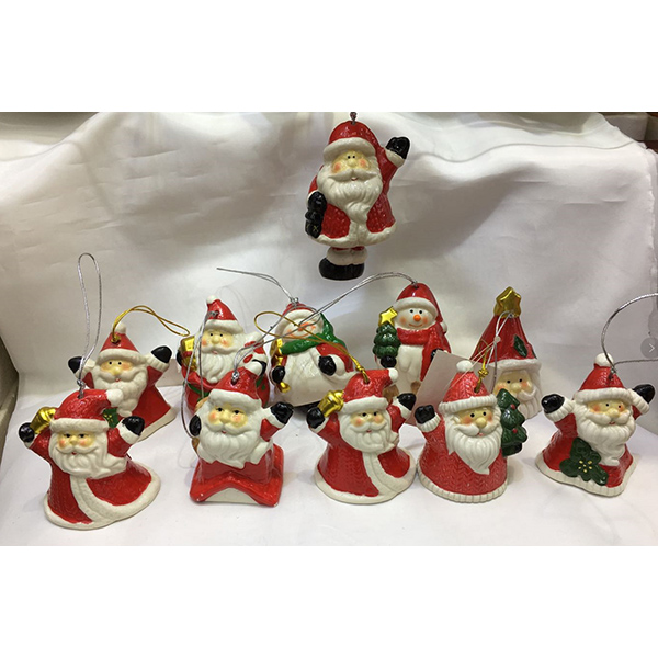 Unikalaus dizaino mažas pakabinamas ornamentas mielas kalėdinis keramikos dekoras