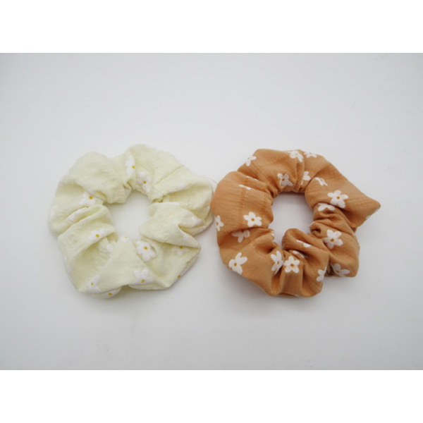 White And Orange Large Intestine Circle Set With Little Flowers For Girls