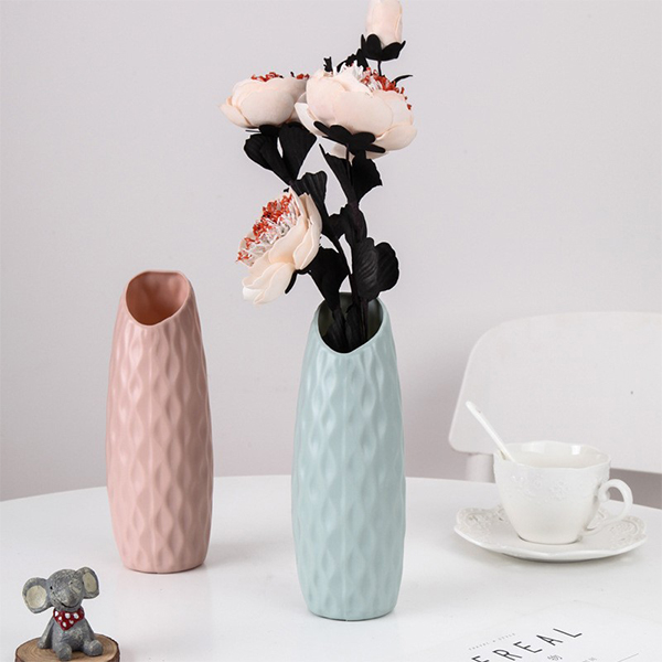 Nagykereskedelmi műanyag vázák dekoratív művirágokhoz - 1