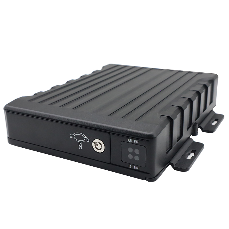 Wodoodporny mobilny rejestrator DVR 4G GPS 4 CH IP67 z systemem ADAS BSD DSM