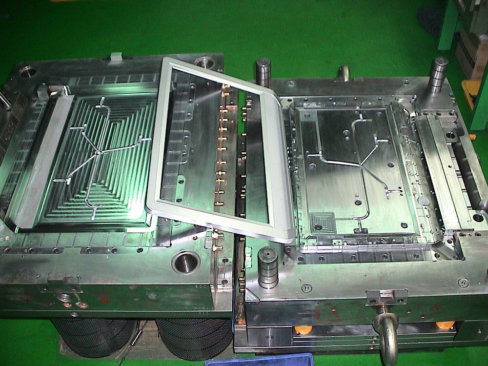 Computer Monitor Mold - 8