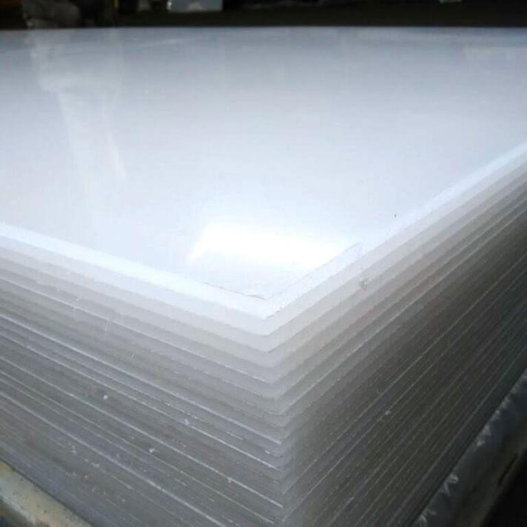 Transparentné liate akrylové listy Virgin Materials
