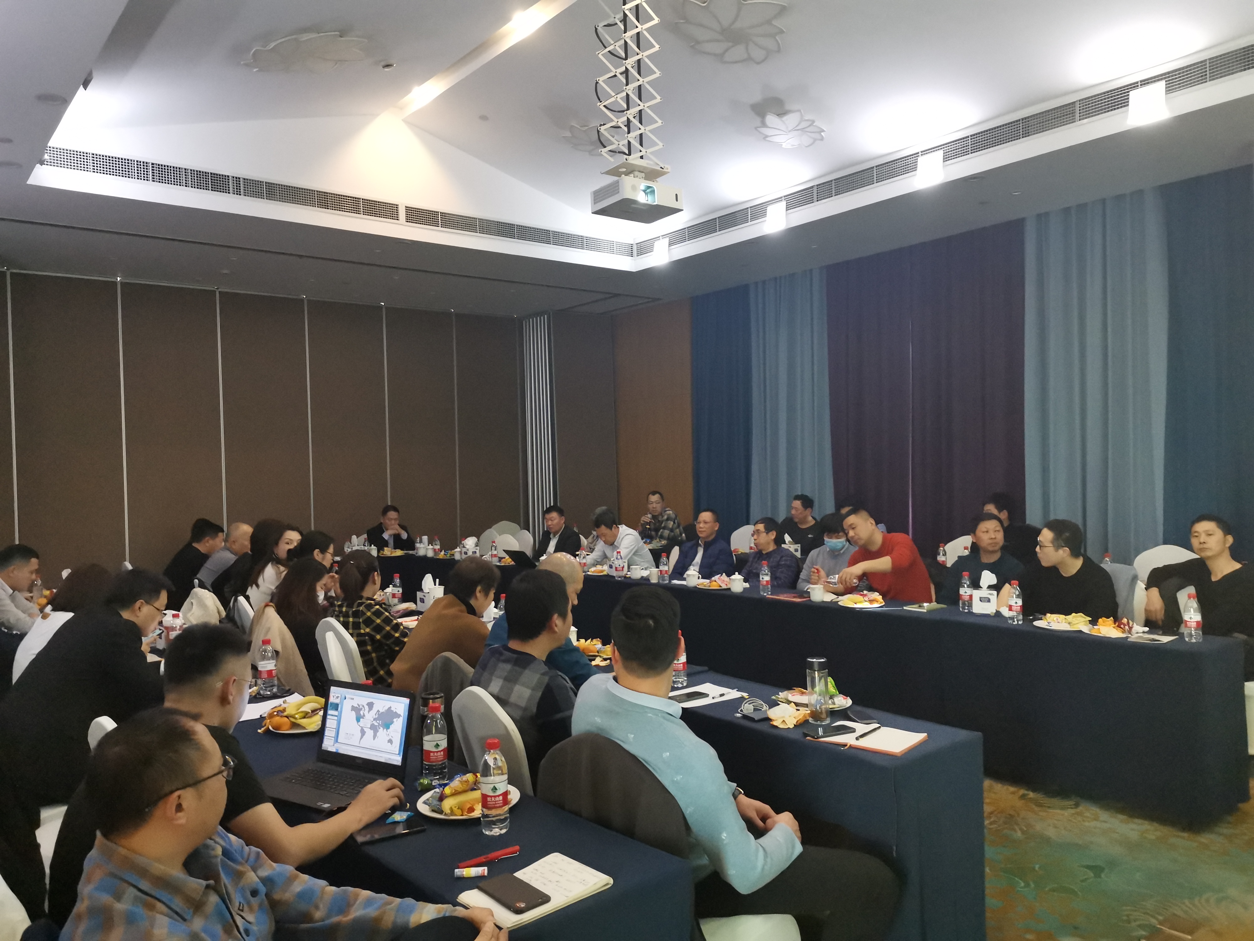 Fangli Technologys årlige marketingkonference i 2021 blev afholdt med succes