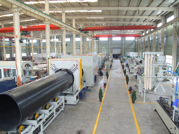 The plastic pipe extrusion process
