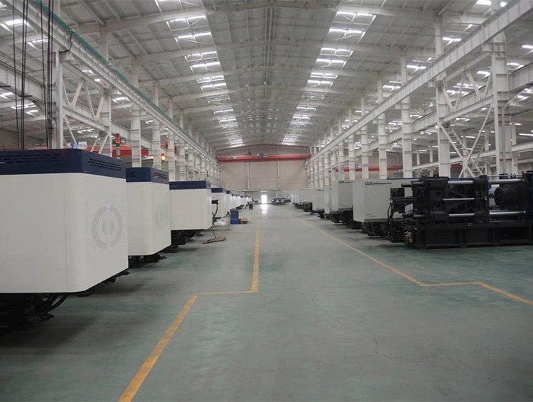 disposable tableware injection moulding machine
