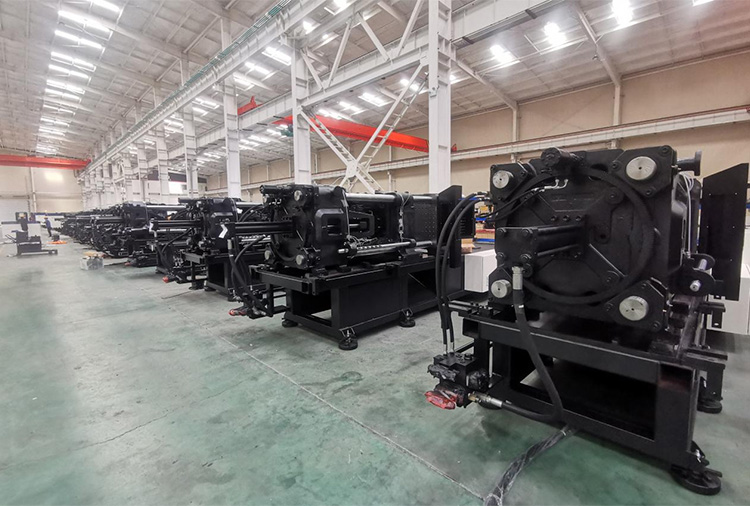 320 tons injection molding machine