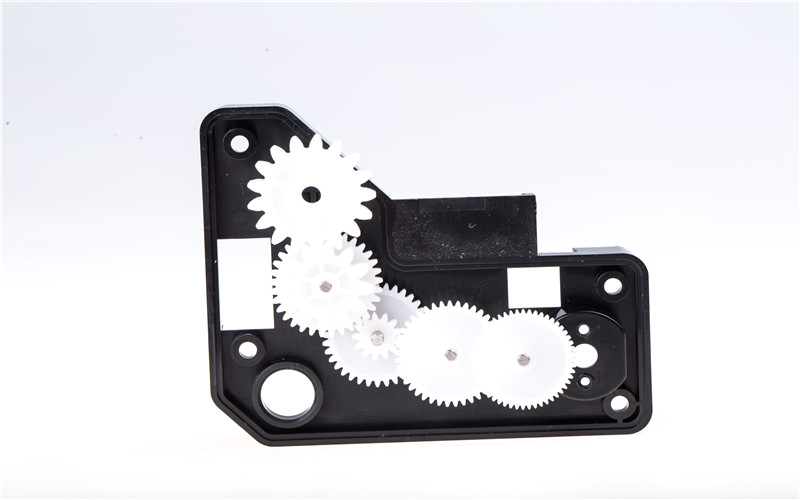Reduction gearbox for smart finger print door lock
